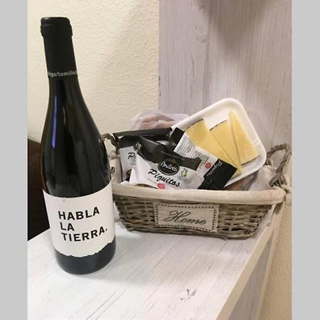 Cozy And Well Located Apartment In The Center Of Sevilla Kültér fotó
