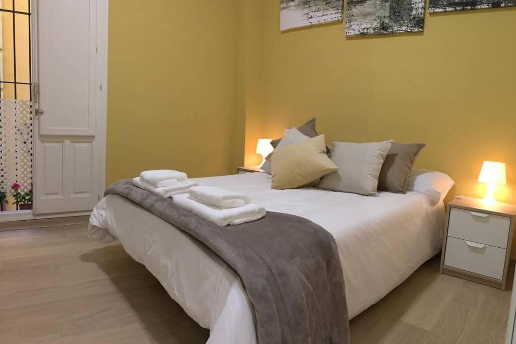 Cozy And Well Located Apartment In The Center Of Sevilla Kültér fotó