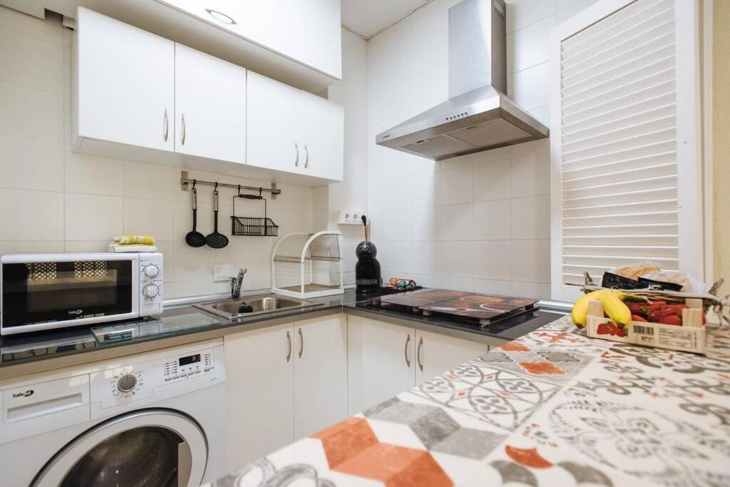 Cozy And Well Located Apartment In The Center Of Sevilla Kültér fotó