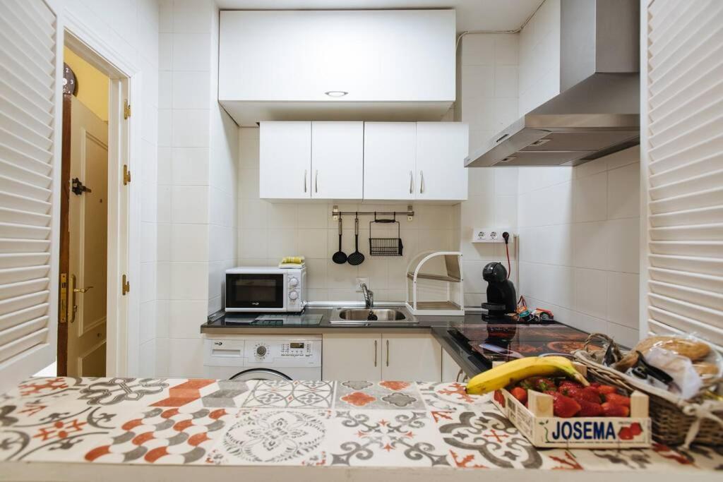 Cozy And Well Located Apartment In The Center Of Sevilla Kültér fotó
