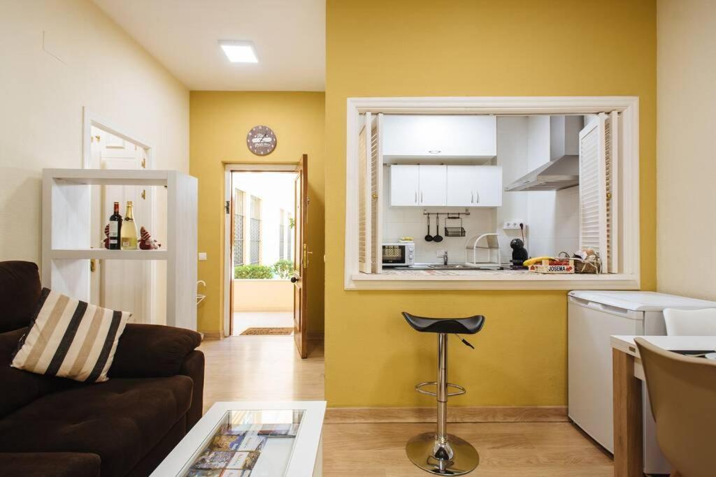 Cozy And Well Located Apartment In The Center Of Sevilla Kültér fotó