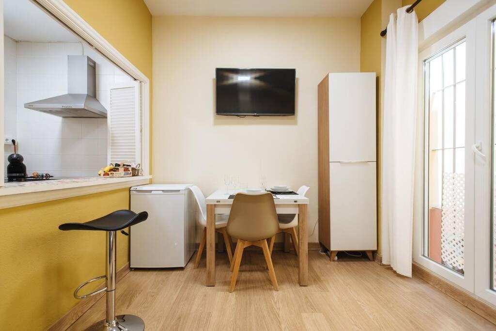 Cozy And Well Located Apartment In The Center Of Sevilla Kültér fotó